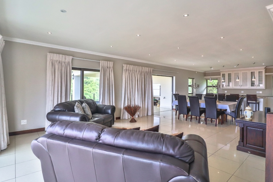 3 Bedroom Property for Sale in Glentana Western Cape